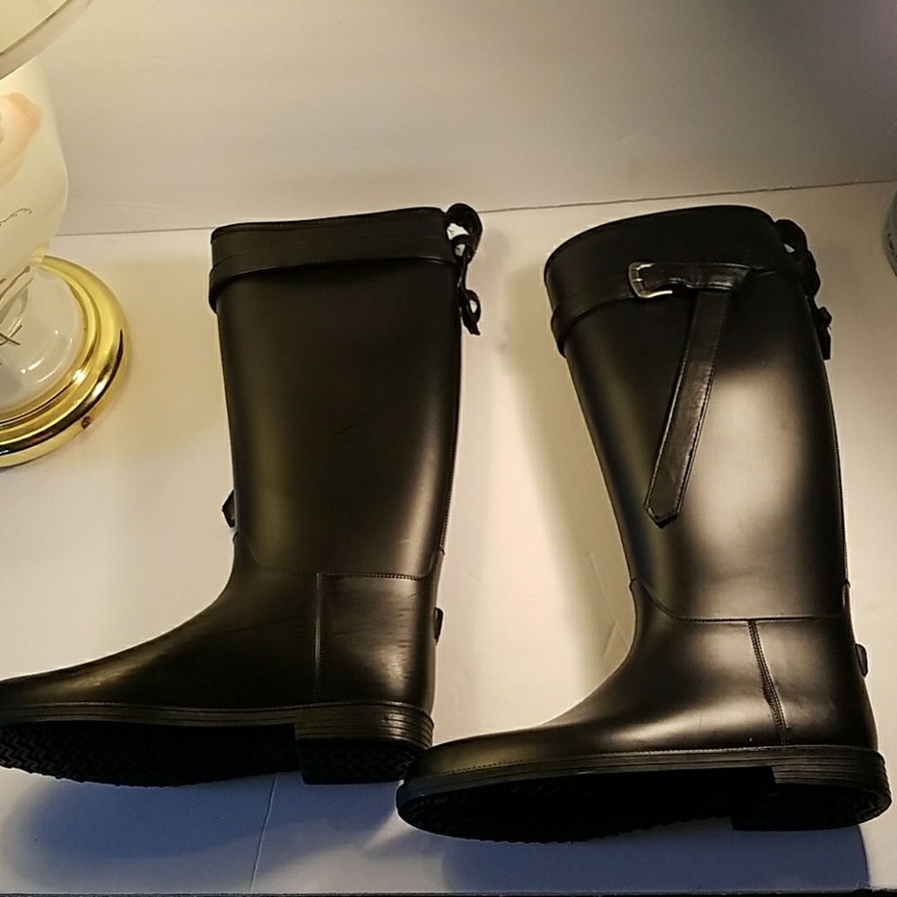 Dirty Laundry All Weather Rubber Boots Size 7